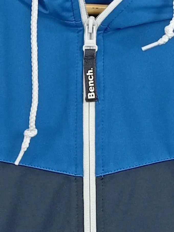BENCH. Sweatjacke Bild 2