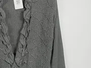 Vorschaubild 3 von Damen Strickjacke Grau Gr. 46/3XL Feminin mit Rüschen