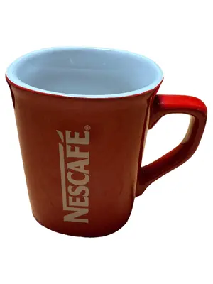 NESTLÉ Tasse