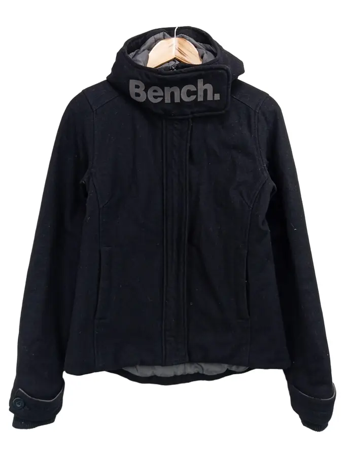 BENCH Winterjacke Bild 1