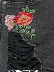 Vorschaubild 4 von Damen Jeans Shorts Gr. 38 Schwarz mit Stickerei & Fransen