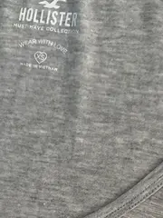 Vorschaubild 3 von Damen T-Shirt Basic Grau Gr. 34/XS Kurzarm Logo V-Ausschnitt