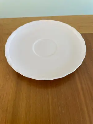 HUTSCHENREUTHER Tasse und Unterteller