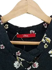 Vorschaubild 2 von Damen Bluse Gr. 34 XS Schwarz Blumenmuster Viskose Ärmellos