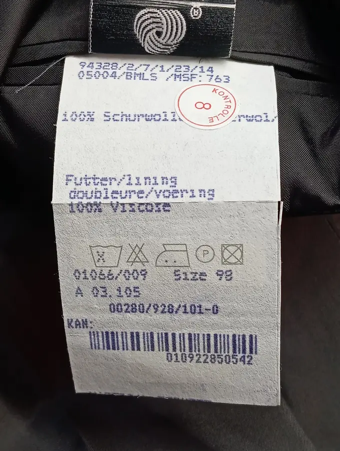 REDA Anzug Bild 4