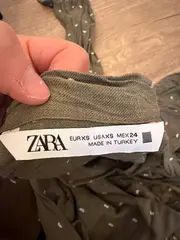 Vorschaubild 7 von Damen Tunikakleid Gr. XS Oliv Gepunktet Boho Langarm Viskose