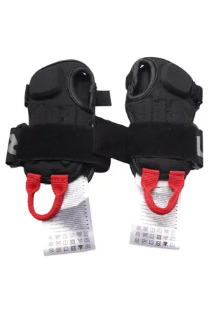 BURTON Inline Skating Schutzausrüstung