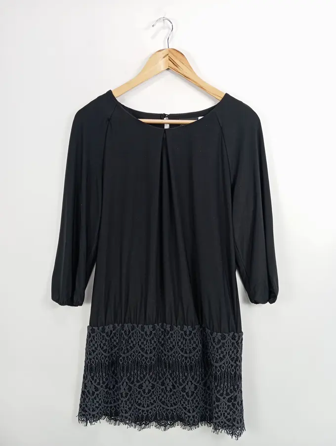 AMY VERMONT Spitzenkleid Bild 1