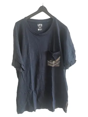 UNIQLO T-Shirt
