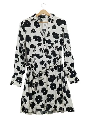 AWARE™ Blusenkleid