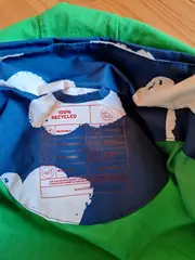 Vorschaubild 2 von Kinder Regenjacke Wolken Muster Blau Gr. 110/116 Kapuze