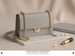 JUDITH WILLIAMS Clutch