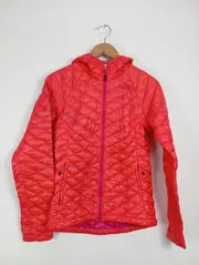 Vorschaubild 2 von Damen Steppjacke mit Kapuze Gr. S Rot Outdoor