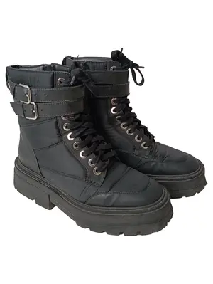 ZARA Stiefelette
