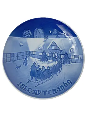 B&G COPENHAGEN PORCELAIN Wandteller