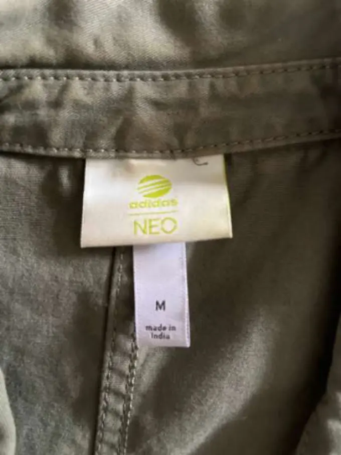 ADIDAS NEO Leichte Weste Bild 3