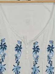 Vorschaubild 2 von Damen Bluse Blumenmuster Stickerei Weiß Gr. 52 Kurzarm