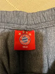 Vorschaubild 2 von FC Bayern München Jogginghose Kinder Gr. 152 Grau