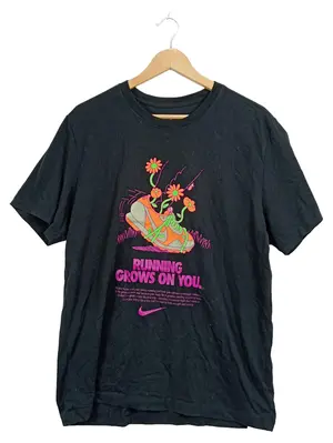 NIKE T-Shirt