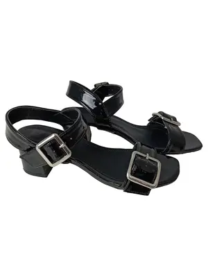 ASOS Sandalen