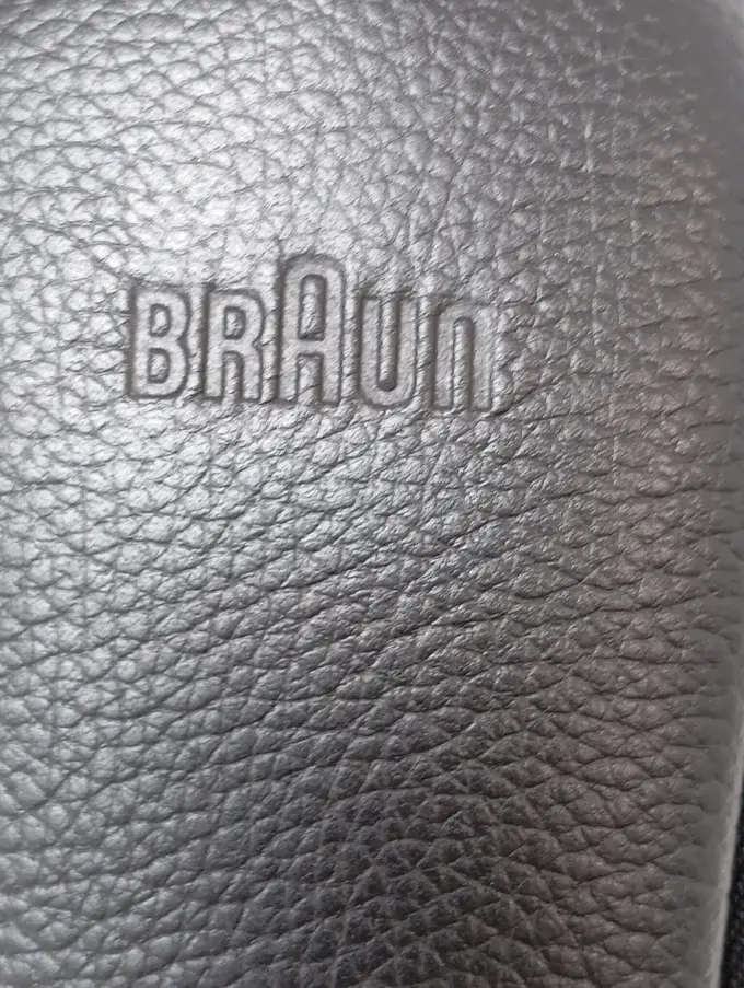 BRAUN Etui Bild 2