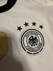 Vorschaubild 2 von Deutschland DFB Trikot Herren S Weiß EM 2016 FIFA Weltmeister Badge