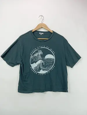 GHANDA CLOTHING T-Shirt