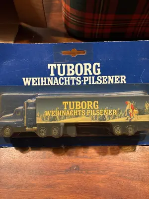 TUBORG Modellfahrzeug