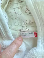 Vorschaubild 3 von Y-Star Baby Einteiler Overall Gr. 62 Weiß Kapuze Bärchen Stickerei