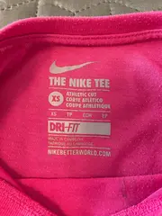 Vorschaubild 2 von Damen Sport Shirt Pink Gr. 34, XS Flügel-Schuh-Print Dri-Fit