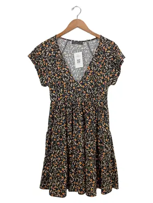 URBAN OUTFITTERS Sommerkleid