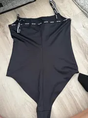 Vorschaubild 7 von Damen Body Schwarz Gr. 36;S mit Logo-Print Trägern Casual