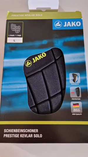 JAKO Fussball Schienbeinschoner