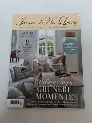 JEANNE D'ARC LIVING Zeitschrift