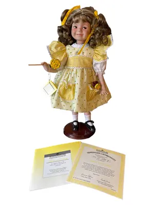 THE ASHTON-DRAKE GALLERIES Künstlerpuppe