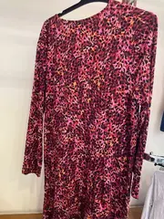 Vorschaubild 2 von Wickelkleid Damen Rot Tierdruck Viskose Gr. 46 Freizeitkleid