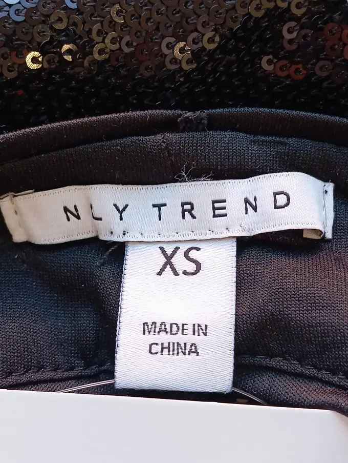 NLY TREND festliches Kleid Bild 3