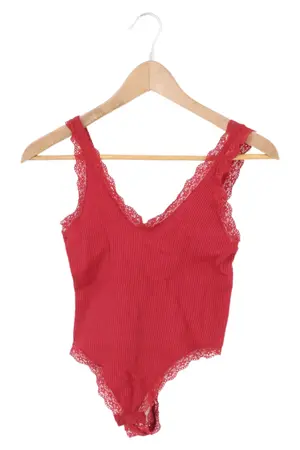 BDG URBAN OUTFITTERS Body
