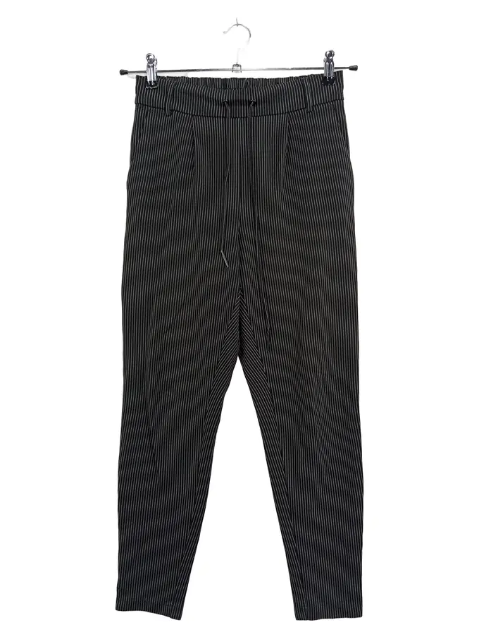 ONLY Stoffhose Bild 1