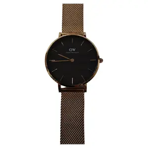 DANIEL WELLINGTON Armbanduhr