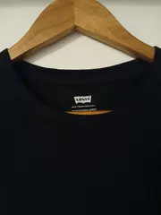 Vorschaubild 2 von Damen T-Shirt Basic Schwarz Gr. XS Batwing Logo Kurzarm