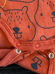 Vorschaubild 5 von Baby Body Gr. 68 Rot mit Bären-Print Baumwolle Kurzarm
