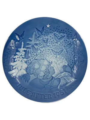 B&G COPENHAGEN PORCELAIN Wandteller