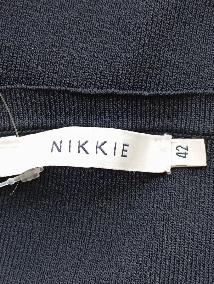 NIKKIE Etuikleid Bild 3