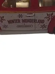 Vorschaubild 3 von VW Käfer Beetle Winter Wonderland Rot Modellfahrzeug 1:64