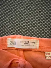 Vorschaubild 3 von Baby Mädchen Shorts Gr. 86 Lachs Orange Rippstrick 12-18 Monate
