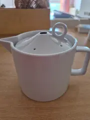 Vorschaubild 2 von TCM Teekanne Keramik weiß modern 16cm Uni Alltag