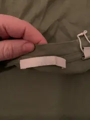 Vorschaubild 2 von Damen Top V-Ausschnitt Ärmellos Gr. XS Oliv Baumwolle Basic