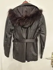Vorschaubild 2 von Damen Lederjacke Gr. 40/L Braun mit Pelzkragen Elegant