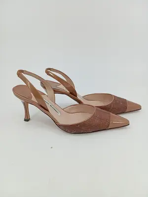 MANOLO BLAHNIK Slingback